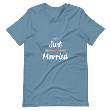 Just Married (Left) - Unisex T-shirt - PerfectWeddingShop